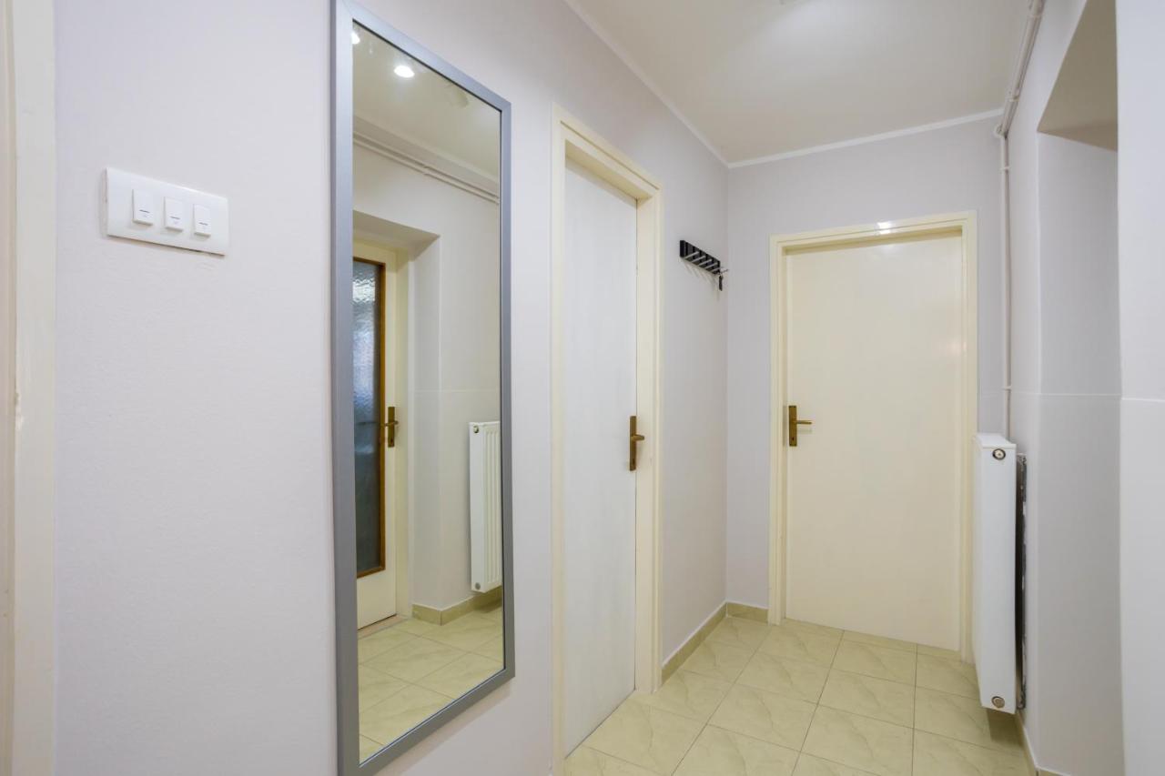 Apartman Marija Apartment Njivice Luaran gambar