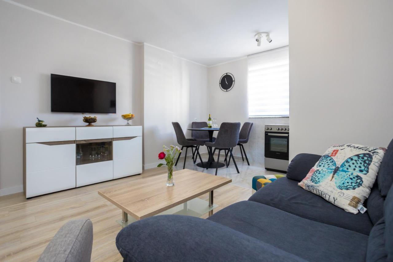 Apartman Marija Apartment Njivice Luaran gambar